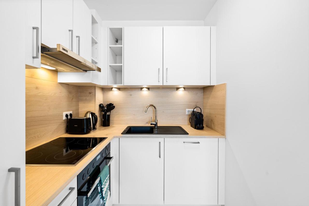 Ding Design Apartments In Brigittenau Vienna Exterior photo