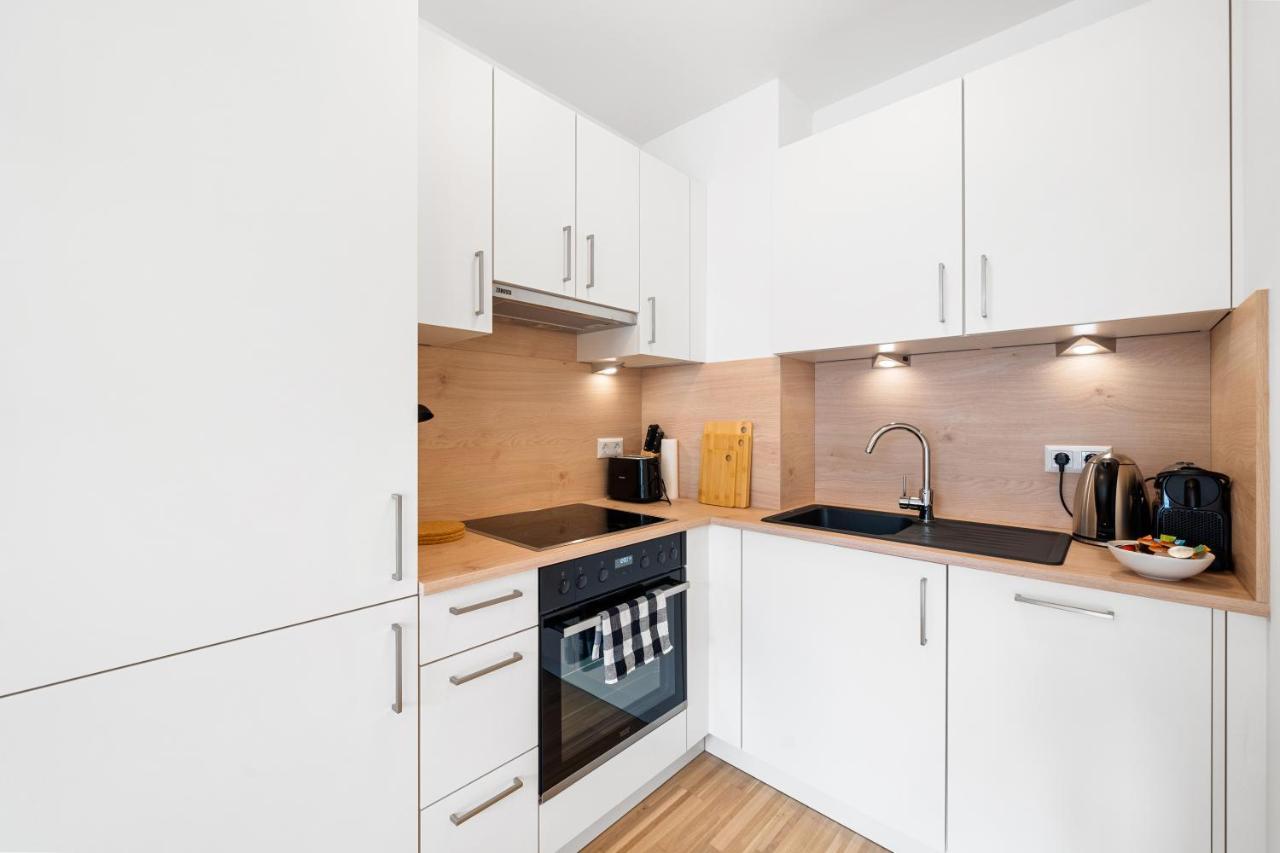 Ding Design Apartments In Brigittenau Vienna Exterior photo